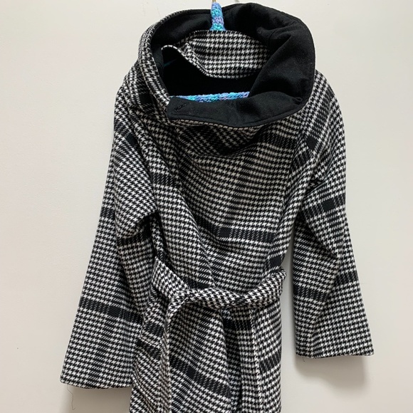 Plaid wool black and white cowl neck size small coat shacket - Picture 1 of 6